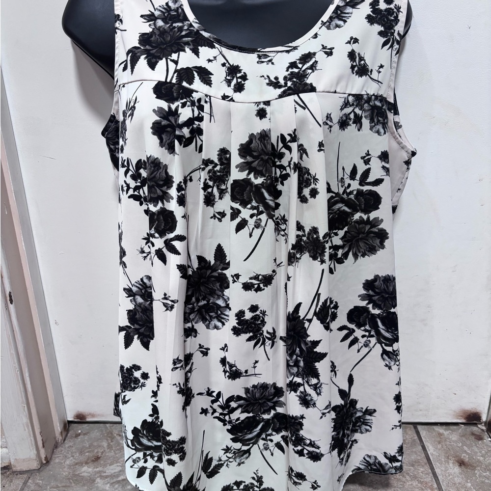 Floral Sleeveless Top - Black and White